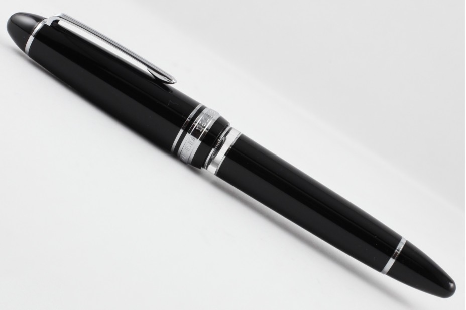 Sailor 1911 Large/Classic Black Realo Silver Trim Fountain Pen