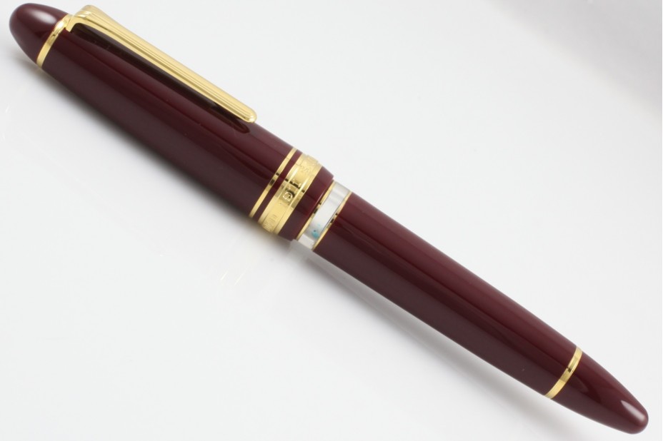 Sailor 1911 Large/Classic Burgundy Realo Gold Trim Fountain Pen