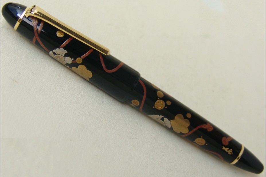 Sailor 1911 Classic Large Kyou Maki-e Hana Musubi Fountain Pen