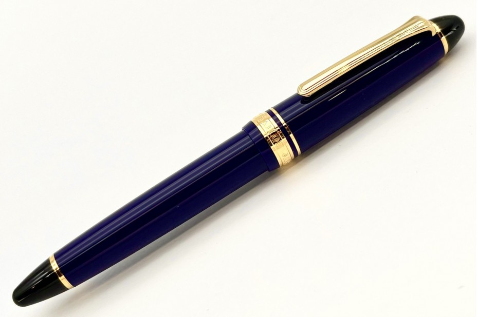 Sailor 1911 Standard Blue with Gold Trim Fountain Pen