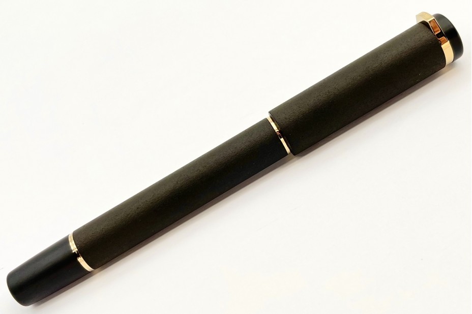 Sailor Ebonite Sculpture Yogazsumi Fountain Pen