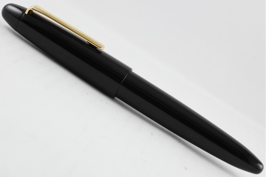 Sailor King of Pens Ebonite Black with Gold Trim Fountain Pen