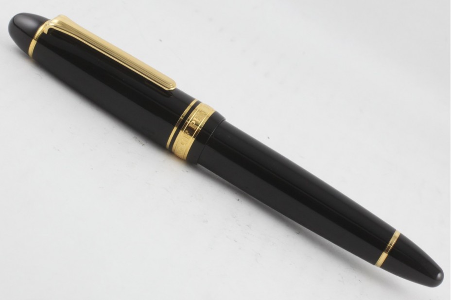 Sailor King of Pens - King Profit Black with Gold Trim Fountain Pen