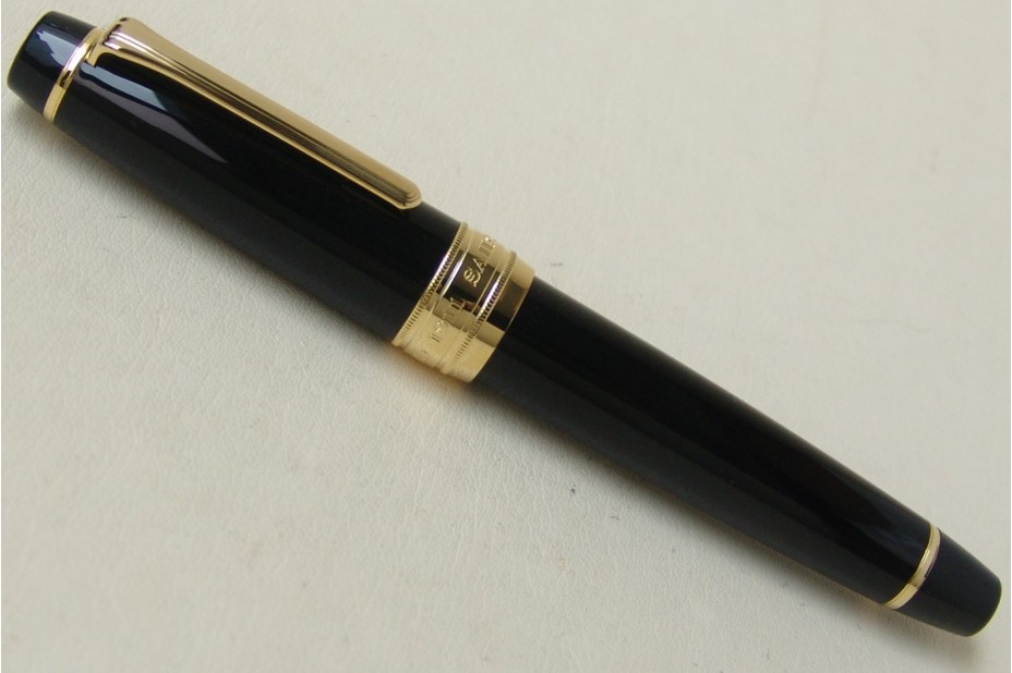 Sailor King of Pens - King Professional Gear Black Gold Trim Fountain Pen