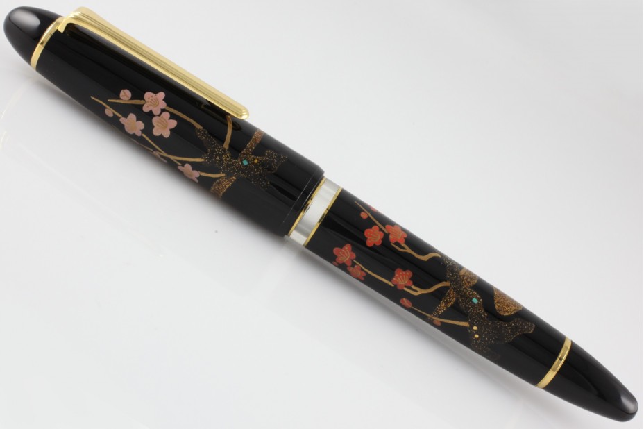 Sailor Limited Edition 1911 Realo Hana Maki-e Ume Fountain Pen (Piston Filled Mechanism)