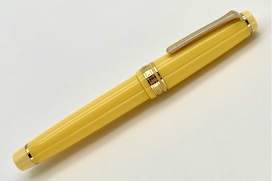 Sailor Limited Edition Professional Gear Durian Musang King Fountain Pen