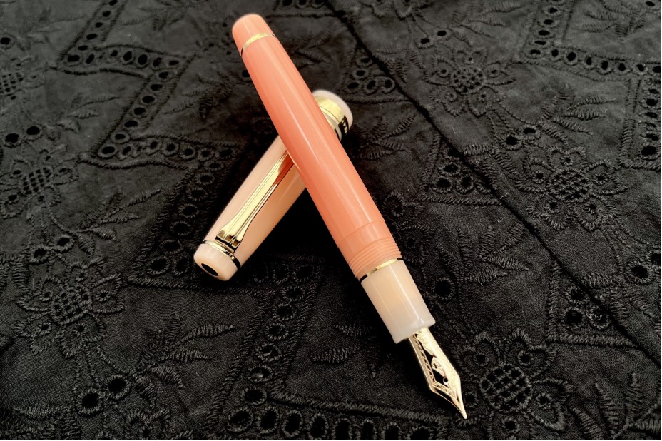 Sailor Limited Edition Professional Gear Smoothie Cantaloupe Fountain Pen