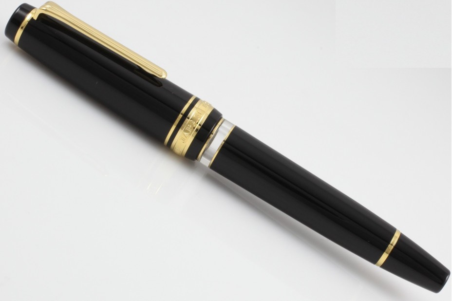 Sailor Professional Gear Realo Black Fountain Pen (Piston Filled Mechanism)