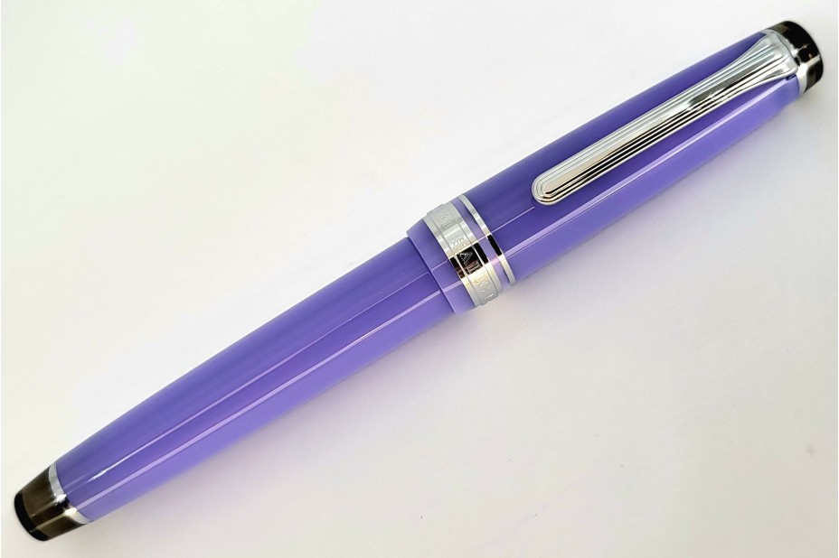 Sailor Special Edition ProGear Slim Manyo Dianthus Fountain Pen Set