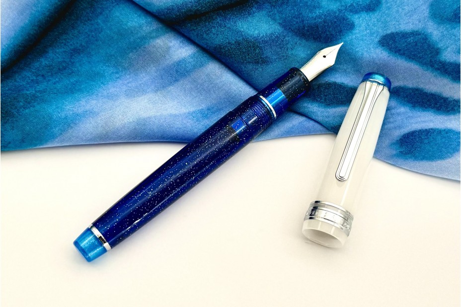 Sailor Special Edition ProGear Slim Sunlight From The Ocean Floor Fountain Pen