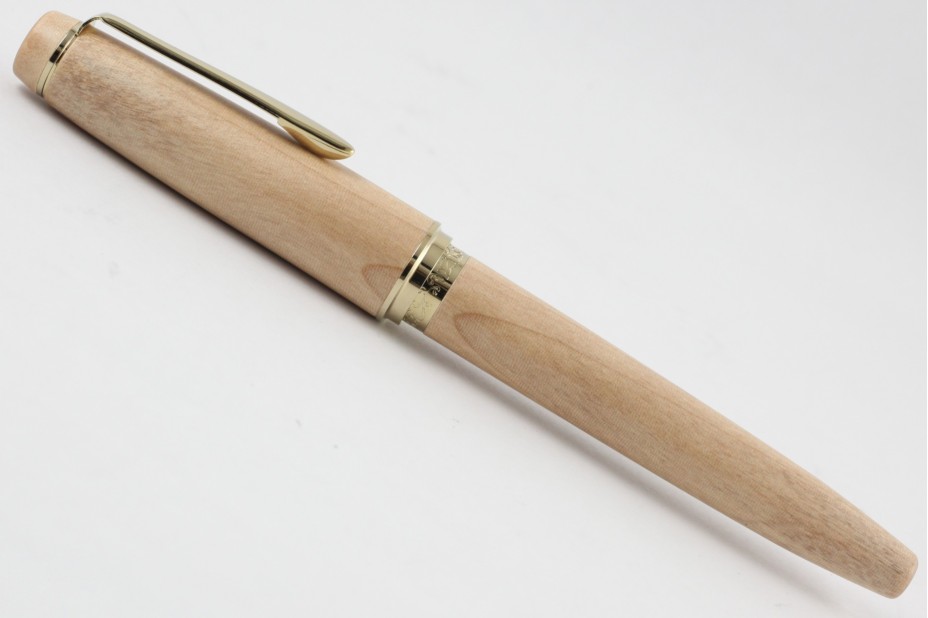 Sailor Zaimoku Chestnut Wood Gold Trim Fountain Pen