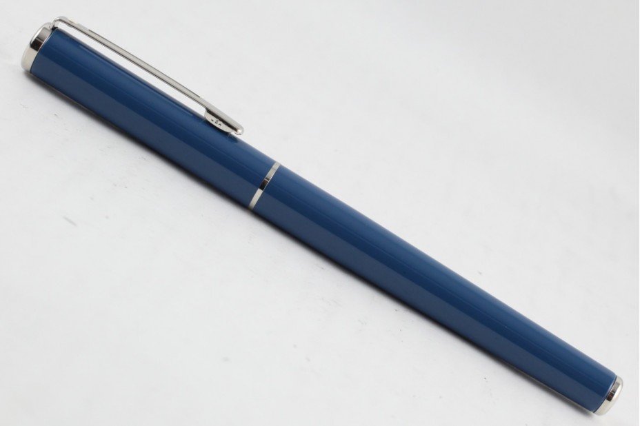 Sheaffer Agio 9086 Basic Blue CT Fountain Pen