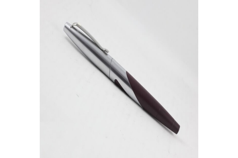 Sheaffer Intrigue 615 Matte 23K Palladium plated and Aubergine Fountain Pen