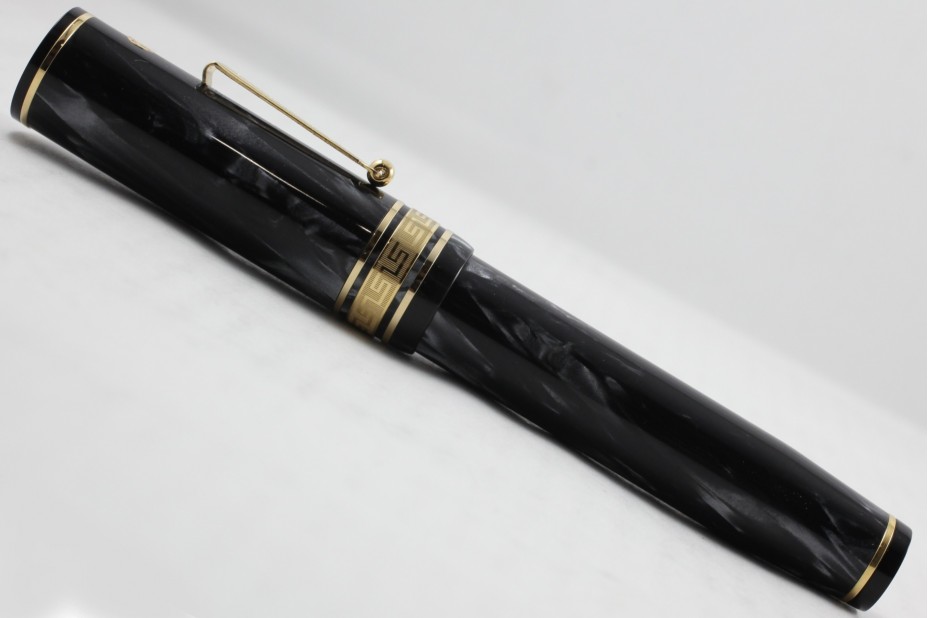 Wahl-Eversharp Decoband Gold Seal Oversized London Smoke Super Flex Fountain Pen