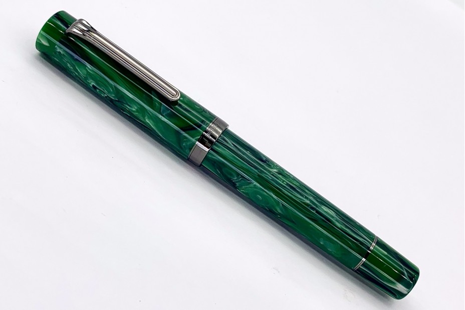 Sailor Luminous Shadow Glove Green Fountain Pen (KOP's Nib)